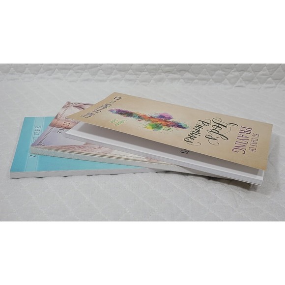 Three Book Bundle By Shelly Hitz / Devotional Prayer Encountering - Picture 3 of 15